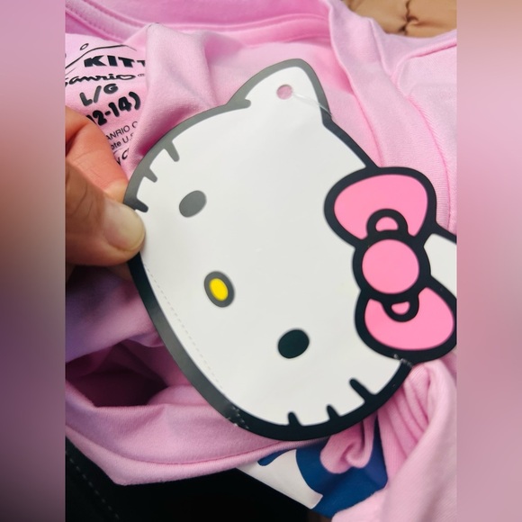 Hello Kitty Women's Sleep Tee with Short Sleeves, - Picture 3 of 10